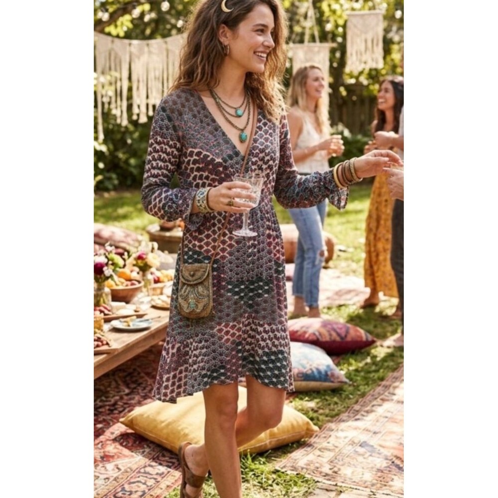 Maeve Anthropologie Monaco Scalloped Peacock Print VNeck Empire Waist Dress SP